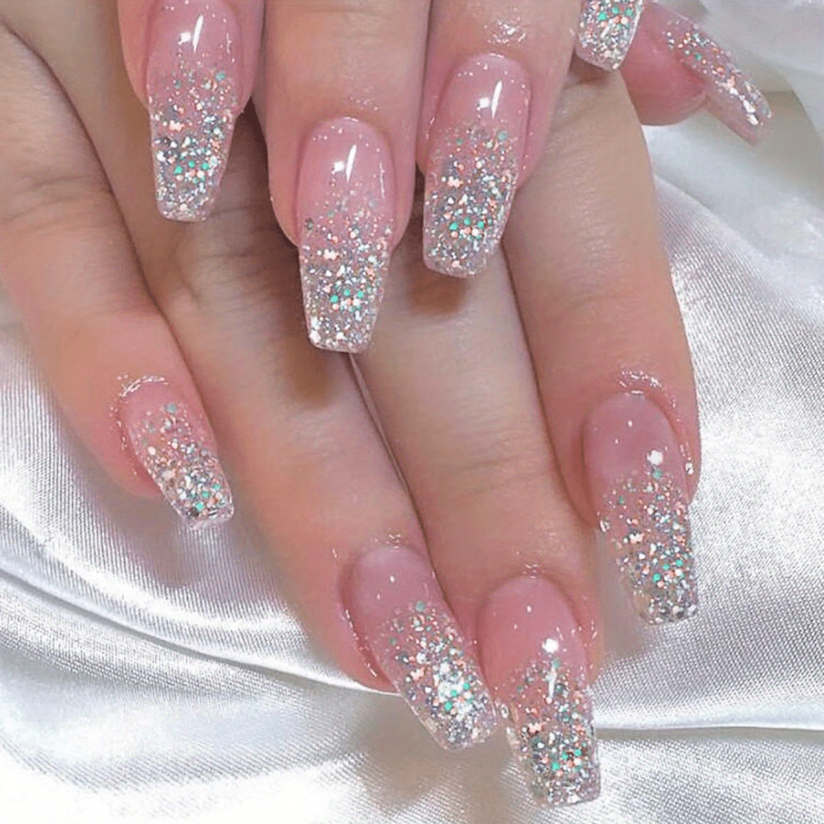 Medium Square Shiny Fake Nails (24 Pcs)