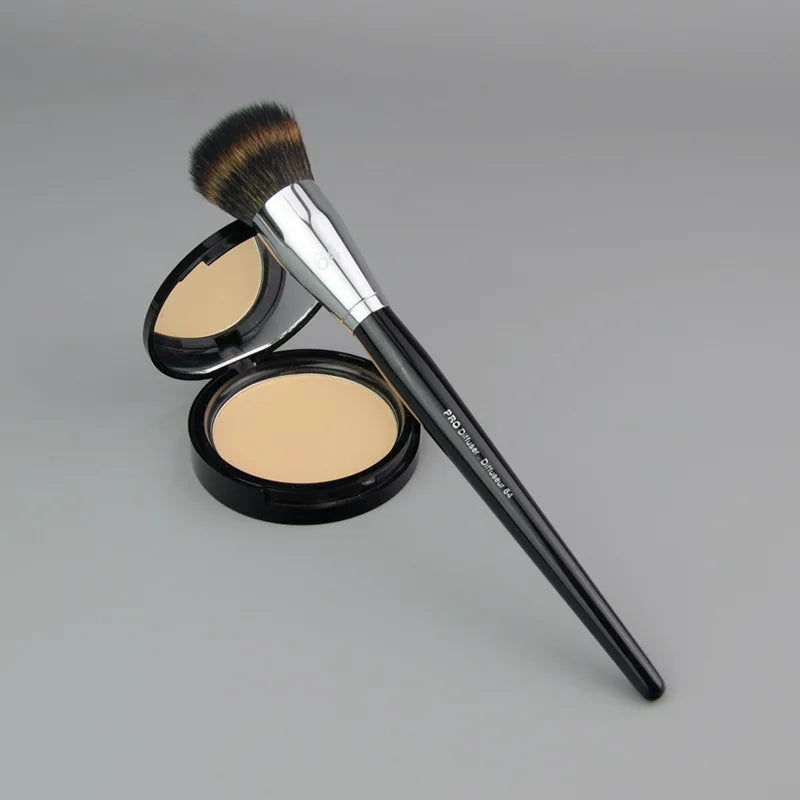 Pro Diffuse Makeup brush