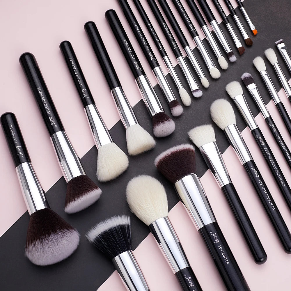 Glacier Blue Make up brushes (8pcs)