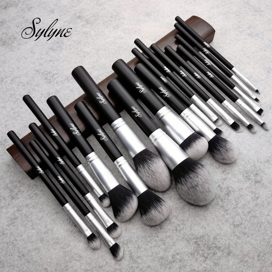 Sylyne Makeup Brush Set (18 Pcs)