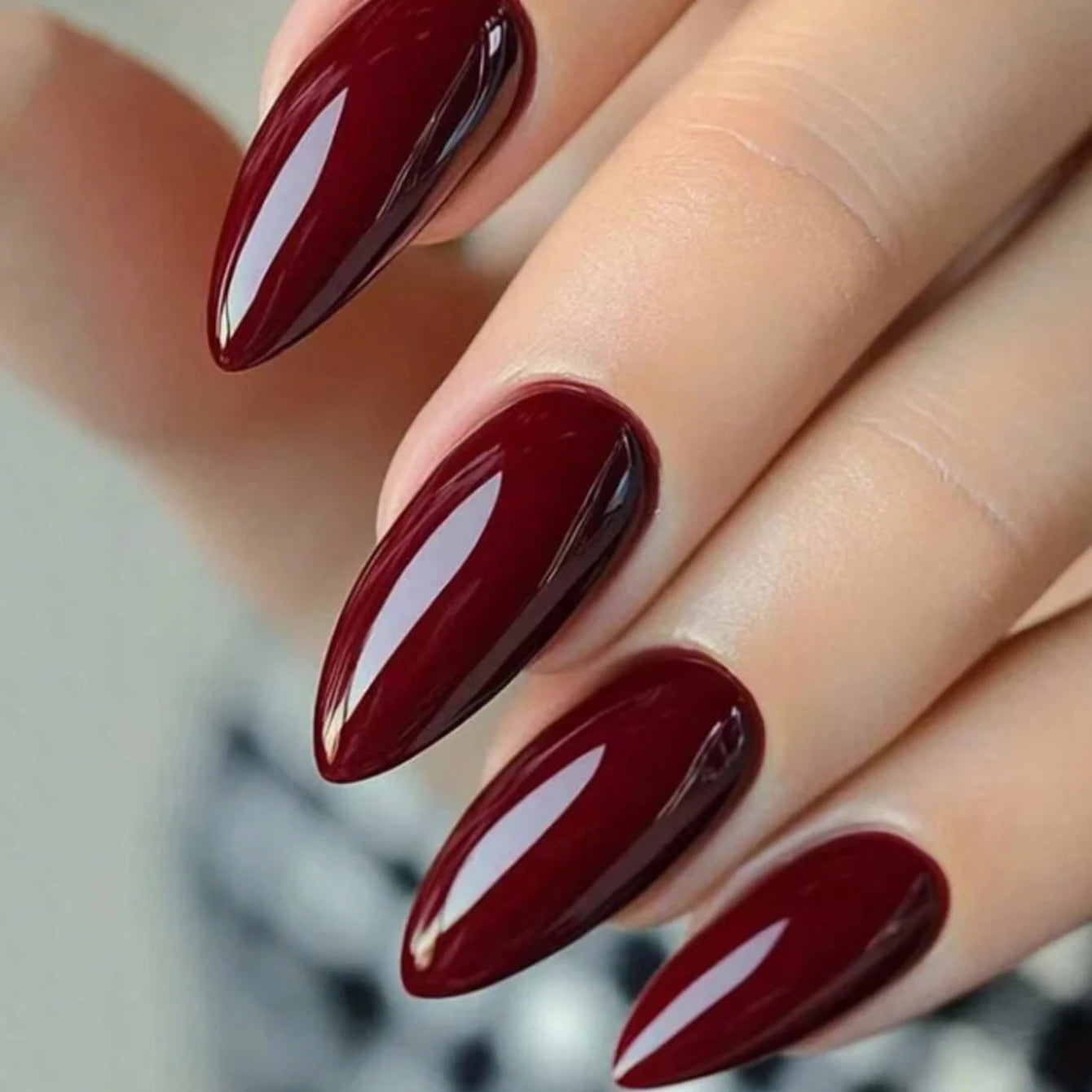 Medium Press On Nails Square Black (24 Pcs)